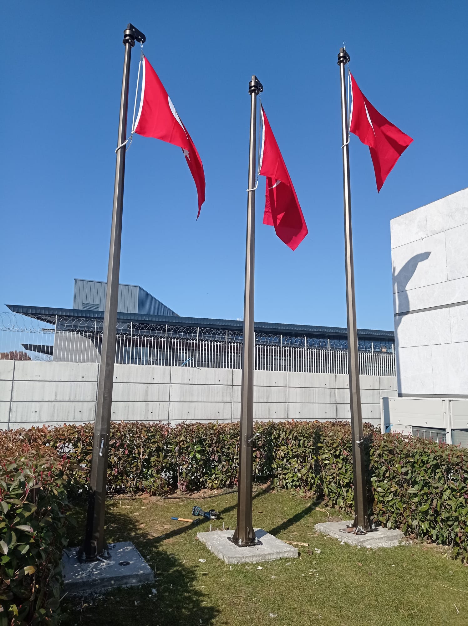 BAYRAK DİREĞİ