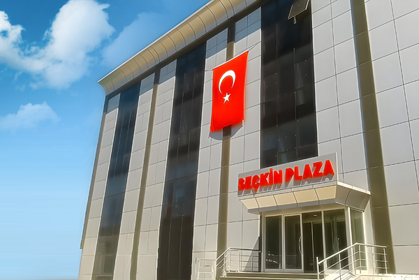 Neden Seçkin Bayrak?